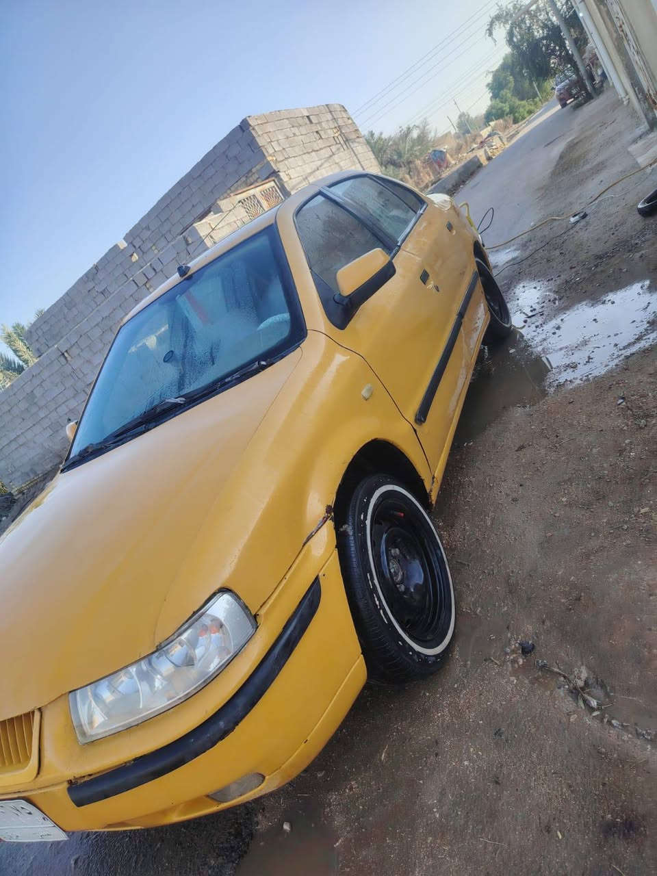 السلام عليكم سمند 2010 كير مكينه خير من الله الكشر شوفت عينك سنويه منتهيه صارله 3 سنوات تخم تاير بيه لايتات زنون عوزه ترتيبات بصيطه السعر 19 وبيه مجال
***********
