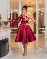 ملابس • مقاسات ٣٨-٤٨ • اسود ماروني اخضر