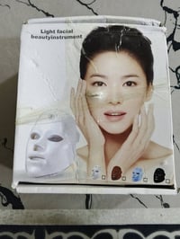 بعشرة • إلكترونيات