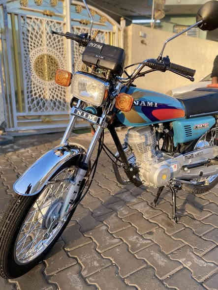 نامه ايراني 4 گير 
موديل 25 نزلتها ع ايدي من شارع فلسطين
مامشتغله دلفري اكرر مامشتغله دلفري ابد  
برغي واحد مامفتوح تعال افحص واذا اكو شي اخسرها الك ببلاش مكفولة من كلشي 
مكاني بغداد الشعلة 
***********
