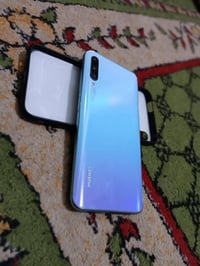 واي 9 اس • ١٢٨ جيجا • ٦ رام