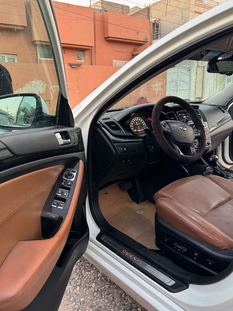 كيا كانديزا 2014 مواسفات فول فول بريك به سمه كوشين ساردو گه ردم كوشين كاره بايي و خه زن ده سه ماعه ئاوينه شه فت به سمه ناو مه له كي په رده بيلادي ته قه و ره قه ي به شه رت وه كو سبوغ سبوغي نيه به س جوار پينج شوين تعديلي هه يه به سته كه ره قمو سه نه وي هه موي نويه هه تا 2029 گيرو مه كينه به شه رت مه كينه ي به س قه پاغي كرايته وه بؤ ديجيته ل جوار تايه و ويلي نوي تازه م بؤ به ستاوه بؤ سحر 136 مه جاله كي برايانه ي تيدايه شوين هه ولير كوراني عه نكاوه  ڤايبه رو واتس اب *********** أربيل, العراق
