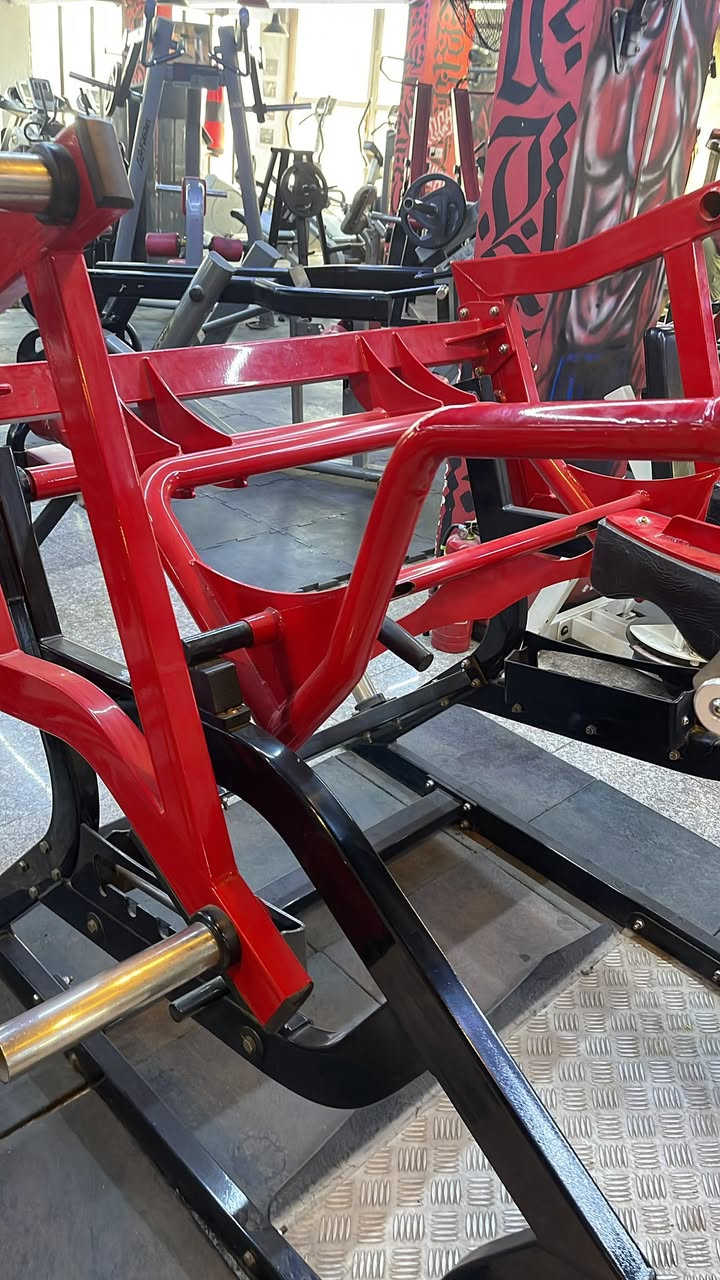 السلام عليكم …..فرصه استثماريه جم كامل للبيع اكثر من ٦٠ جهاز أمريكي وإيطالي وصيني للجادين بشراء التواصل على واتس اب ***********
