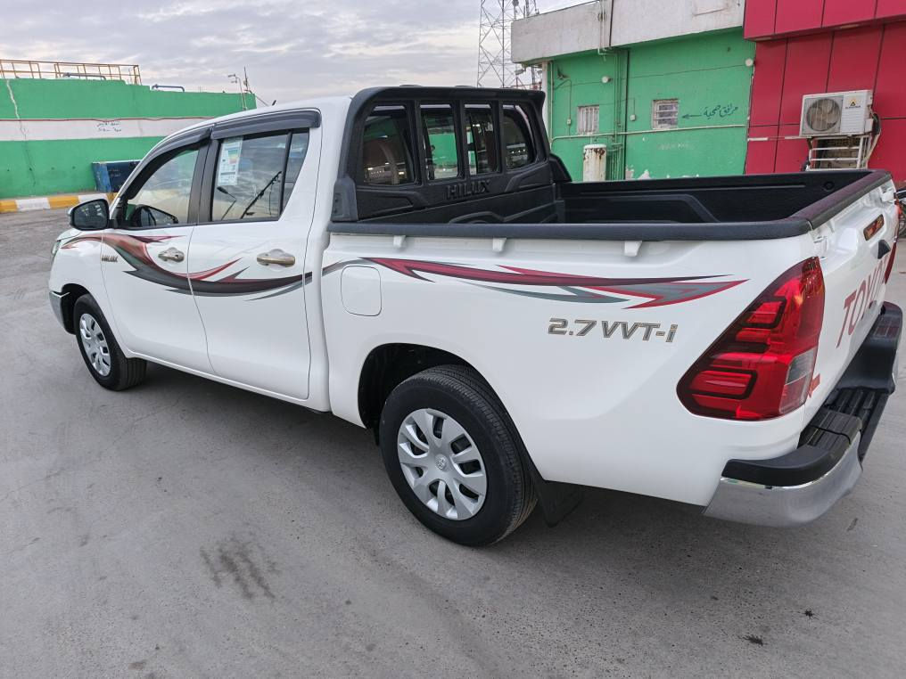 هيلوكس كويتي 2023 اوتماتيك مكفوله كفالة عامه رقم بغداد ماشيه ٥٠ ألف جديدة جداً السعر ٢٦٥ وبيها مجال مكان الدجيل للاتصال ***********
***********
