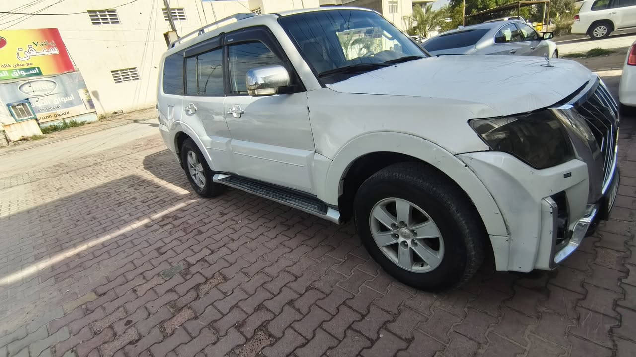 السلام عليكم باجيرو 2008محدثة سعر جداً مناسب 🫸
سعر90ورقه 🗿سيارة بيها قمارة مبدلة سيارة جاهزة ونظيفه 
رقم بغداد دولي سنوية وهزة جدد🚔
مكينة بل صندوك بعدها على سحك 
سيارة حبتور فول مواصفات 
دمام
كشنات جلد
فتحة سقف
شاشة كامرة دوارة
مكاني نجف استفسار***********
