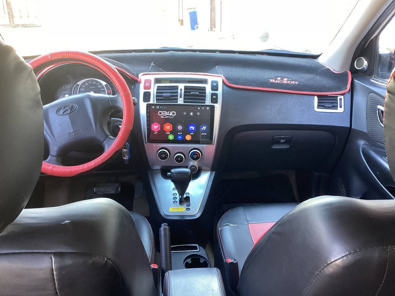 السلام عليكم
للبيع توسان خليجي ٢٠٠٩ رقم بغداد 
السونار موجود مع الصور 
السعر ١١٥ ورقه وبيه مجال قليل 
للاستفسار رقم ***********
