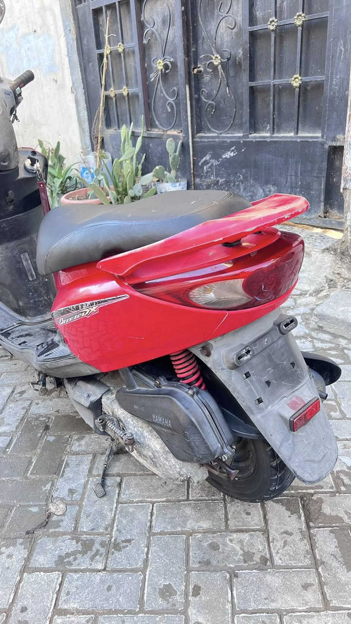 السلام عليكم دراجه بريز مكفوله مكينه ما مفتوحه كلشي بلادي بيهه سلف كابريتر سعره 550قفل مكاني مدينه الصدر ***********
