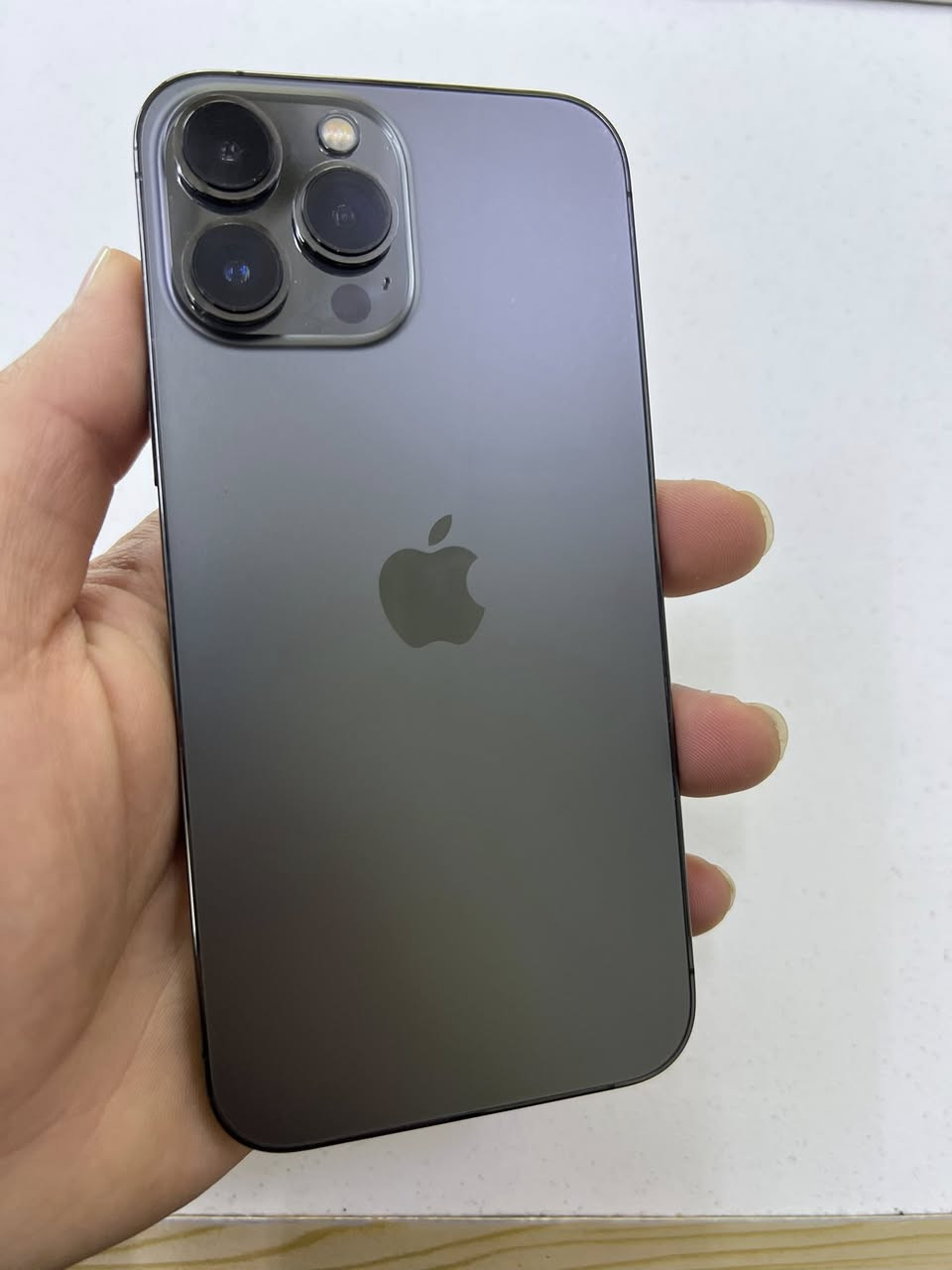 ايفون ١٣ برو ماكس 
نورمان ما مفتوح ما مبدل شي
ذاكره ١٢٨
بطاريه ٨٥ ما يصرف شرظ
تك نموذج m
السعر ٦٣٠ بي مجال
العنوان موصل ايسر حي وحده

اتصال ***********او خاص
