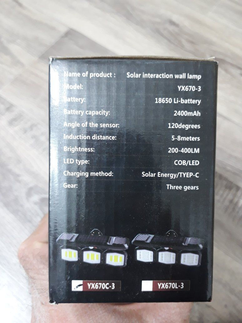 بلوجكتر ثلاثي شحن طاقة شمسية وشحن بواسطة الكيبل تايبسي 
الحجم الكبير 
إنارة قوية جدا 
3  مود 
تشغيل مباشر 
او حساس حركة 
وحساس اظاءة يشتغل عند انقطاع الاضاءة 
يمكن استخدامه منضدي او جداري 
بطارية ليثيوم سعة 2400  ملي امبير 
مؤشر المستوى الشحن ضوئي 4  حبات 
عمر بطارية طويل الامد 
تشغيل مستمر لأكثر من ساعتين 
زاوية المستشعر 120  درجة 
مسافة الحث 5-8متر 
نوع اللد /cob
سعر القطعة 12000  دينار 
سعر 2  قطعة 22000  دينار 

العرض شامل التوصيل المجاني لكل مناطق العراق بما فيها المناطق النائية والقرى والقصبات 

    واتساب الحجز //  ***********
