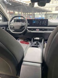 كيا كي فور  مديل ٢٠٢٥ رقم بصره شهداء صور الحادث موجوده  سياره جاهزه  ٠...