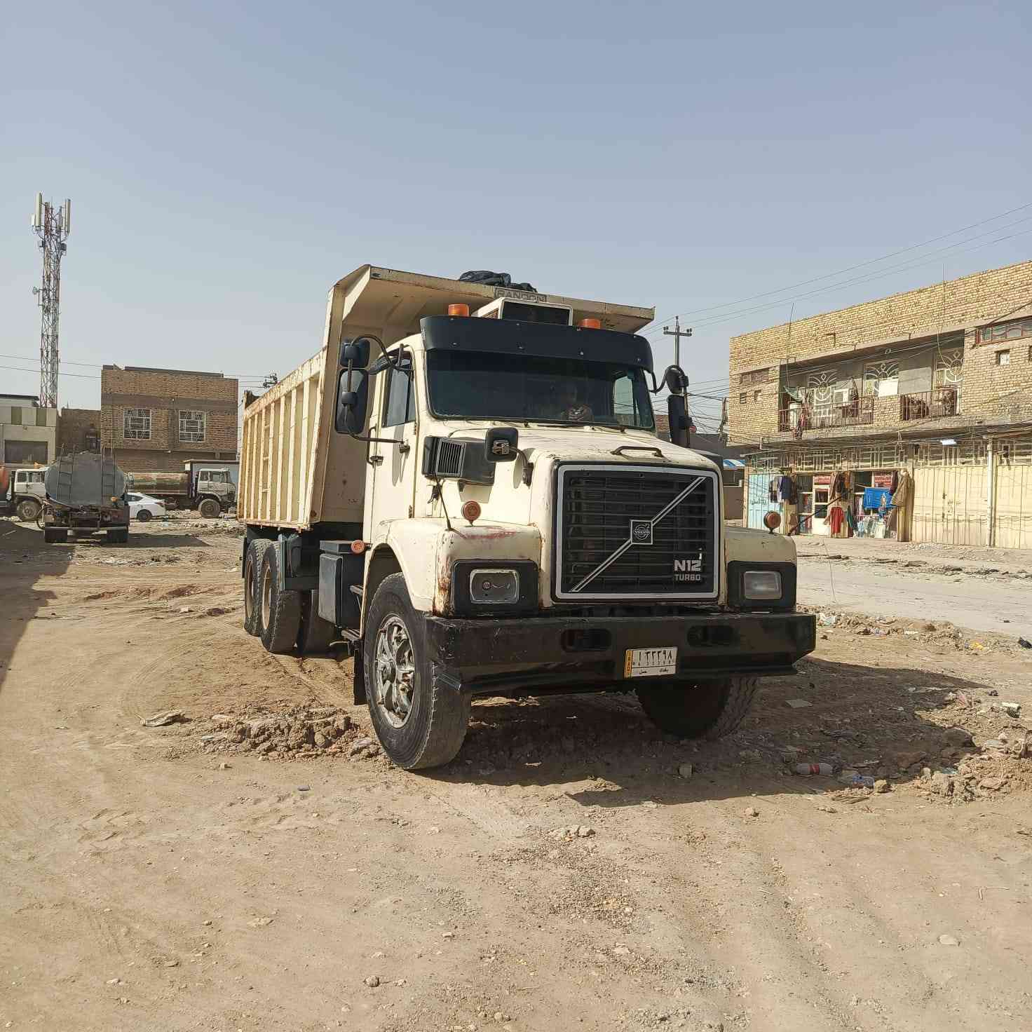 فالفو 1989برزيلي بسمي شرط التحويل مكينه جي عشره تجفيت جديد كير 4×4 وطايف مكفوله  كفاله سياره جاهزه للعمل مكاني ديوانيه 
***********
