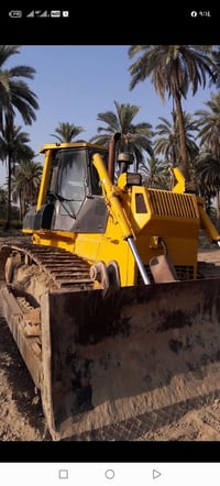 بلدوزر • حديثة • للبيع