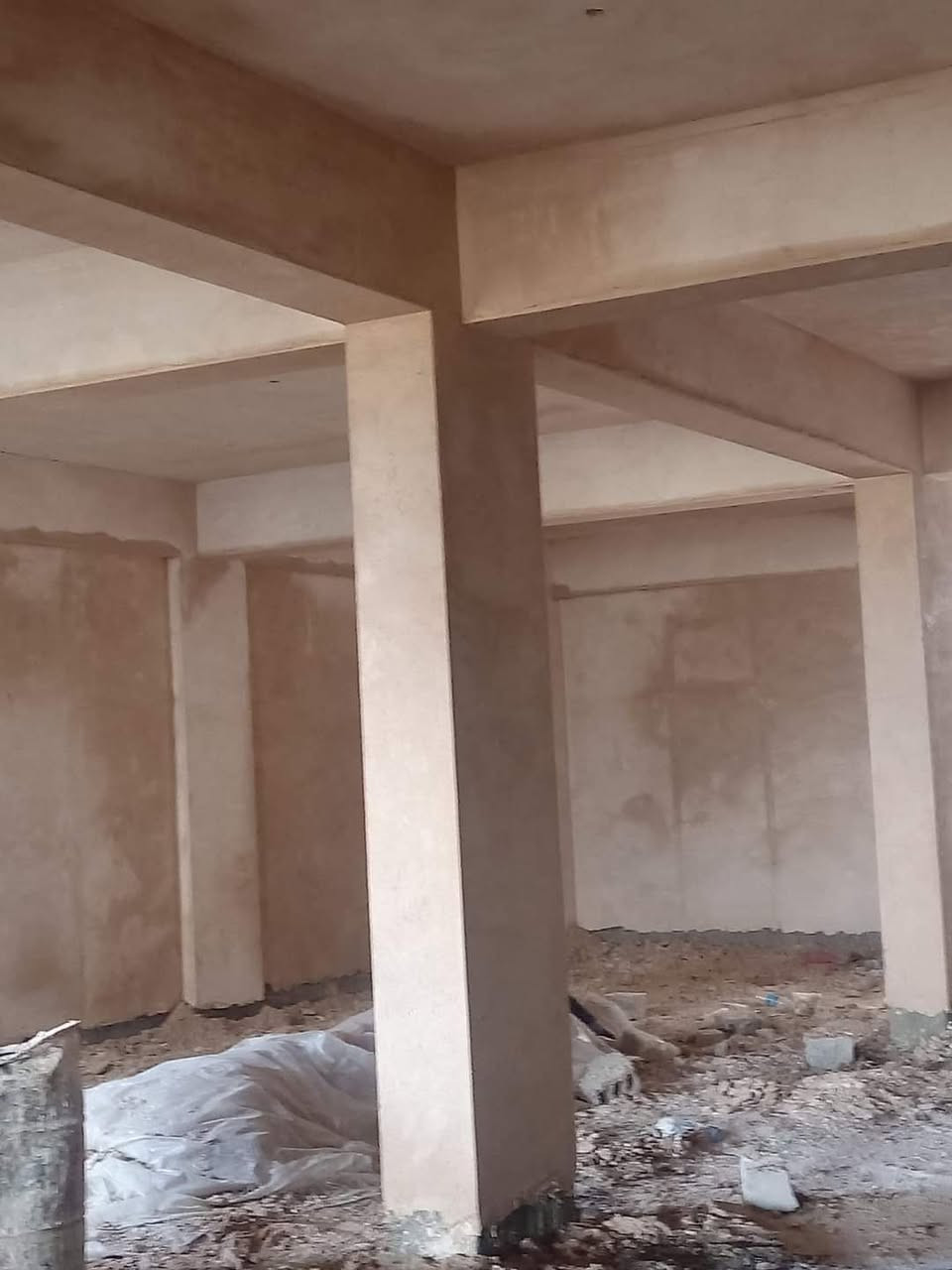 هاذه جزه من عملي جص وبورك ولبخ خارجي المتر اربعه ستفسار عل رقم  ***********
