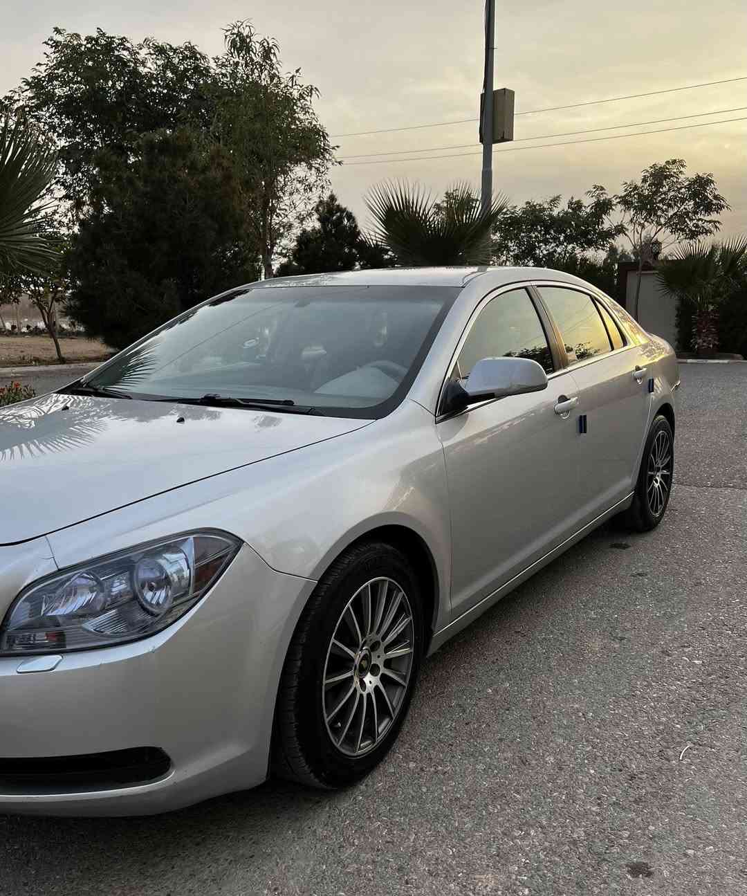 سلام عليكم 🤚🏻
للاستفسار:***********
سعر :(87)💵ورقه وبیها مجال 
———————————————
شوفرلیت مالیبو(2011) 
 سياره شرط مكينه گير صدر تبريد وكهربائيات كله شغال مکفوله ونضیفه 👍🏻(سيارة  بیهه نص باب  صبغ  سونار مرفوع ويه  صور )
——————————————-
مواصفات السیارة:
Lt محرك مرغوب 2400
بدون تنقیص ولا تبخیر وبشرط
 💯
كهربائيات كله شغال 
لایتات زنون 
سیاره حلوه مال بیت
———————
رقم سليمانيه شرط تحویل شرط غرامه 👍🏻
سنویة جدیدة لغاية2028
———————————
عنوان :دیالی -خانقین
