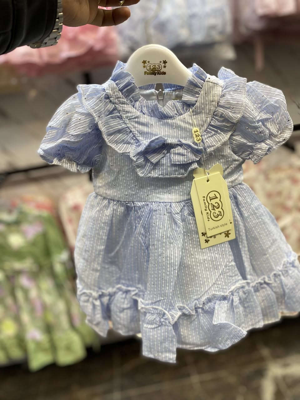 آللهم صلي على محمد وآل محمد 
تم وصول بضاعه جديده
تركيا خامه راقيه جداً اسعار مناسبه
العنوان شارع البلديه مقابل دكتور جعفر 
اهلا وسهلا بكم


**إذا كنت صاحب هذا الإعلان وتريد حذفه لأي سبب، رجاءا أرسل رسالة إلى الدعم الفني**