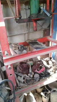 بريس للبيع  ارتفاع ٢ م  عرض١ م  جنل بلجيكي اصلي غير قابل للعواج صناعة ...