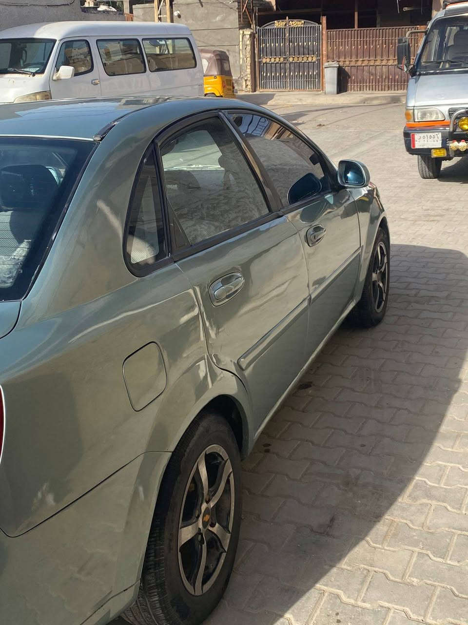 السلام عليكم اوبترا 2005مصبوغه عام اثر جراد بدون ضربه كير محرك مكفولات بأسمي ***********
