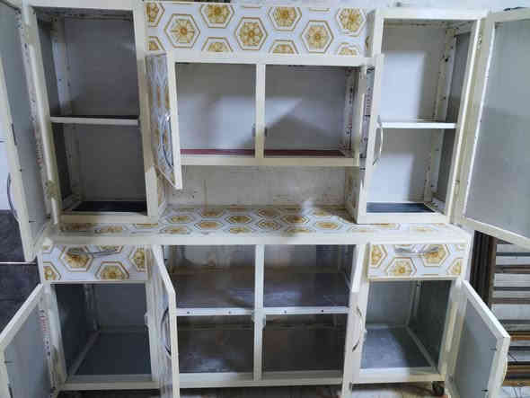 كاونتر مترين بدون سنگ نضيف مابي شي ب 235 وبي مجال شراي خاص عنوان ديوانيه عمارات نسيج ***********
*********** ديوانية
