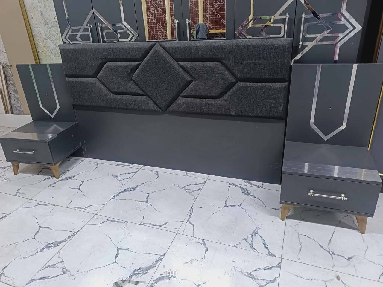 🚪غرفة تركي مستخدم 5قطع نضافه فول
🚪#سعر  450 مع الشد ونقل داخل بغداد 
🚪يوجد انواع الغرف التواصل خاص


**إذا كنت صاحب هذا الإعلان وتريد حذفه لأي سبب، رجاءا أرسل رسالة إلى الدعم الفني**