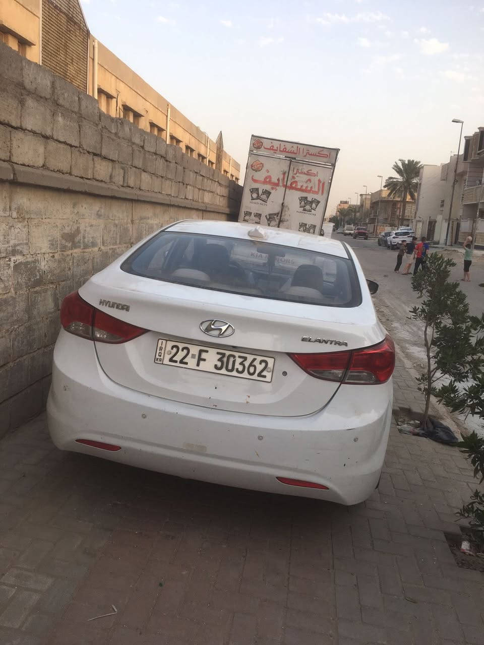 ‏النترا 2014 ماشية 132,000 مكفوله من الصبغ والبارد عدا ملاحظات بسيطة مكينة 1800 السعر 13,500 للاستفسار *********** مكاني بغداد
