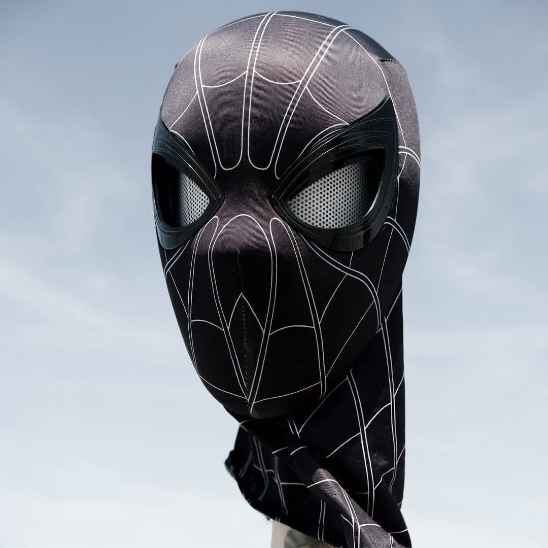 قناع سبايدرمان لون الأسود،مشابه للبدلة التكافلية Symbiote suit
يلبس كل الاحجام سعره 30ويه توصيل


**إذا كنت صاحب هذا الإعلان وتريد حذفه لأي سبب، رجاءا أرسل رسالة إلى الدعم الفني**