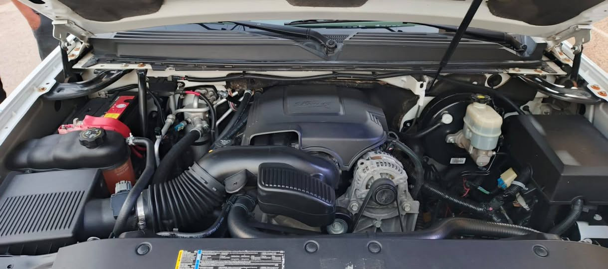 السلام عليكم تاهو 2009 مكفوله ماشيه 114الف العنوان بغداد شرط سونار السعر 260 باسمي ***********
