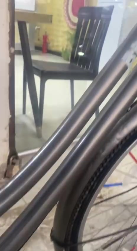 بايسكل ياباني اصلي صاله شهر من نزل من الحاويه نضيف حيل الشراي يراسلني خاص وبي خير ويدلل


**إذا كنت صاحب هذا الإعلان وتريد حذفه لأي سبب، رجاءا أرسل رسالة إلى الدعم الفني**