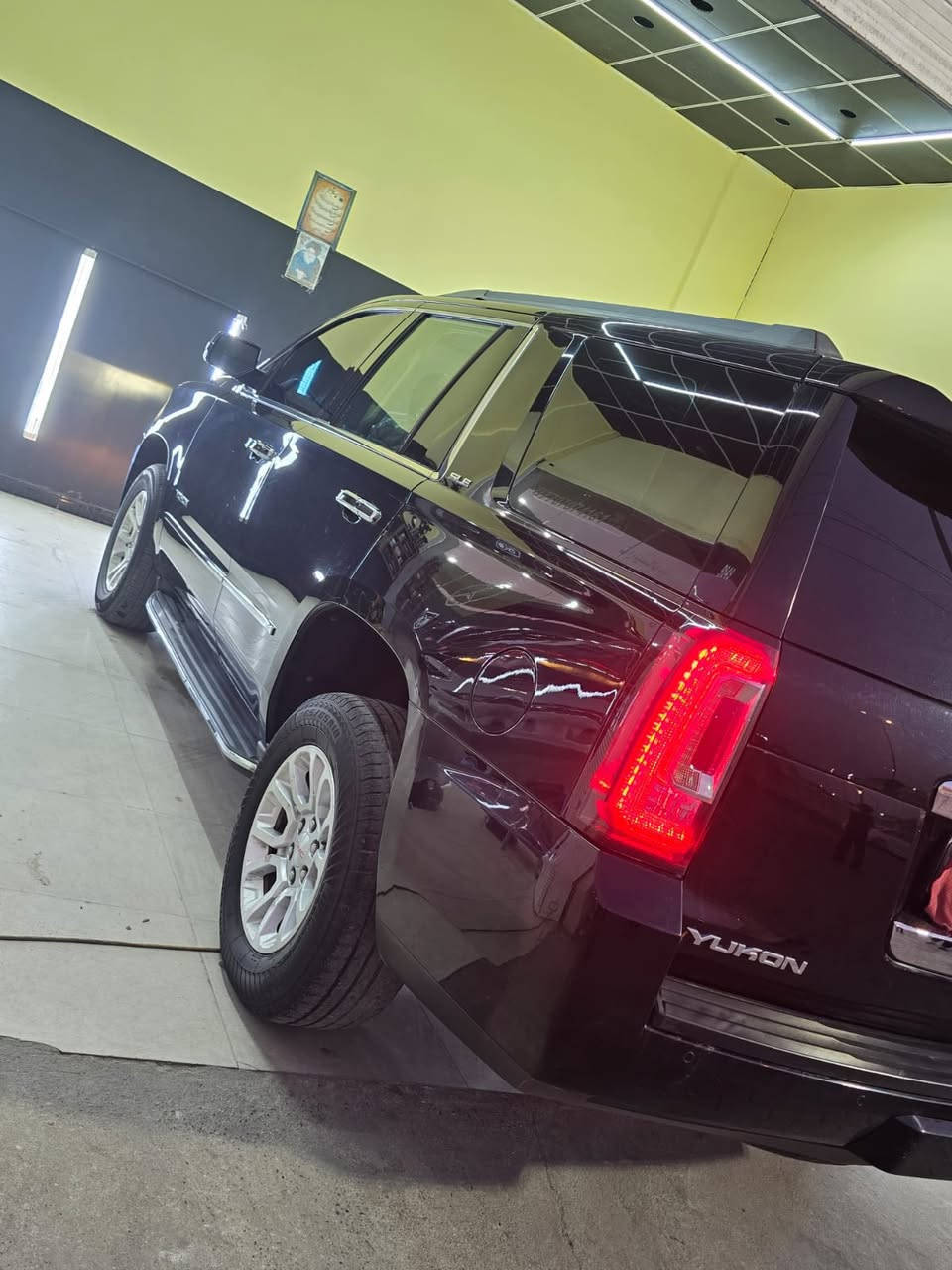 يالله ادوات ادوات ادوات جمسي بتره 2016 حاويه خليجي بدون كص ولا فتح مكينه وكير بشرط حادث جاملغ وبنيد مكينه 5/300 السياره جاهزه من كل النواحي متومه رقم انكليزي ماشيه 135 حقيقي  كل نقص ما بيها اتعهد من الكص والسرقه والعشائر 
العنوان بصره 
السعر 170بيها مجال قليل 
 *********** بدون مراوس بيع فقط
