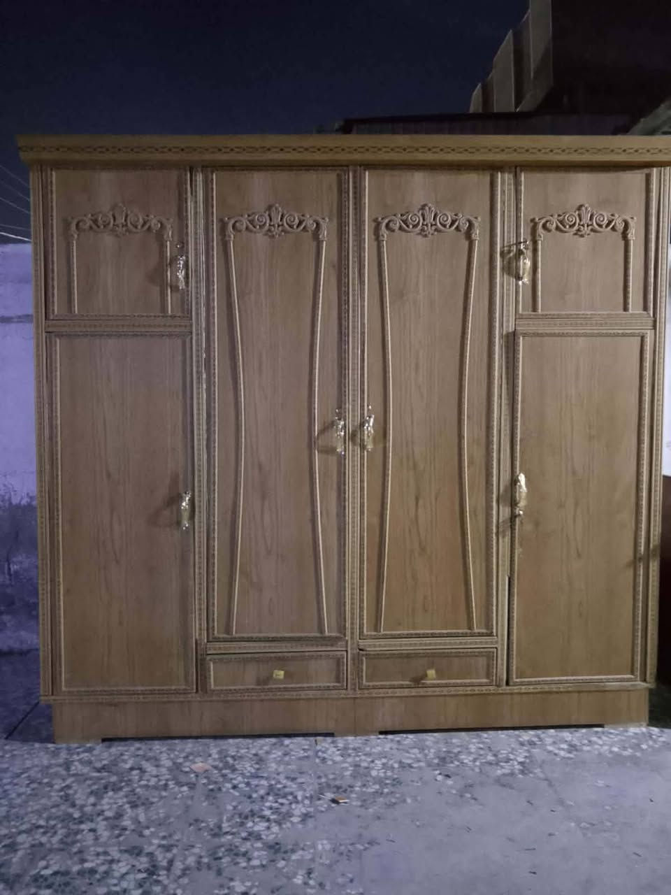 البوفيه سعرها ب 60 الكنتور سعره 265 وبينهن مجال@


**إذا كنت صاحب هذا الإعلان وتريد حذفه لأي سبب، رجاءا أرسل رسالة إلى الدعم الفني**