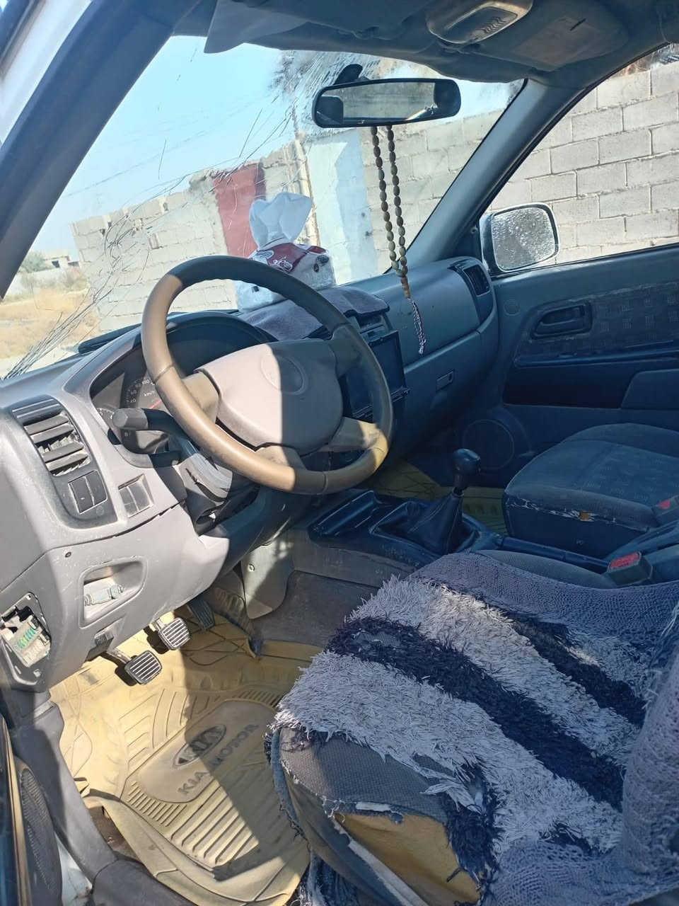 لوف اللبيع موديل 2005 محرك بيه تنقيص مال مزاد تترقم بغداد معامله جاهزه السعر 40 بيه مجال مكان عامريه الفلوجه***********
