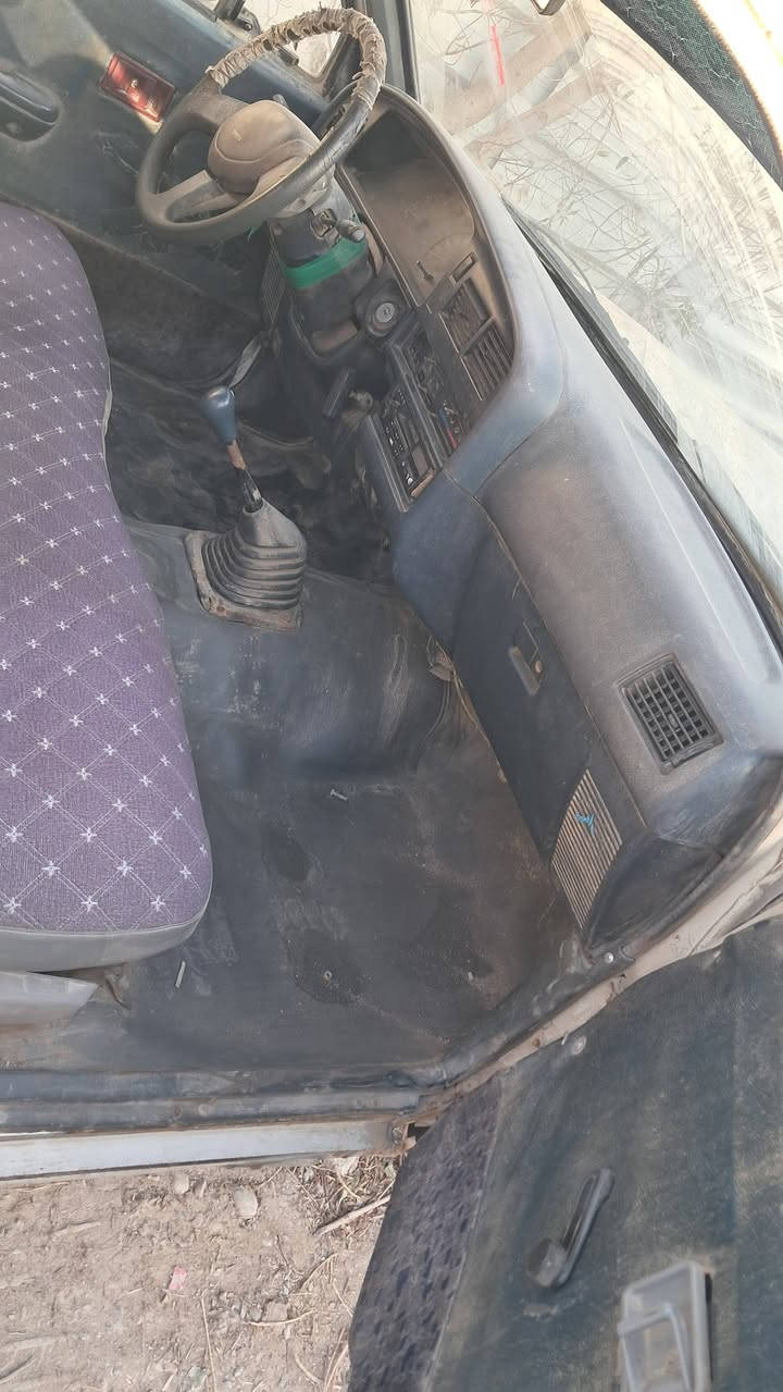 السلام عليكم بيكم مال مزاد ادوات بيه كتاب مزايده تنقله اي مكان كير ومحرك واكسل وشاصي تمام الكشر شوفت العين سعر ٢٥ عنوان بغداد دوره هاتف ***********
