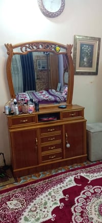 غرف نوم مستعمله شي قليل ب مليون دينار للستفسار مراسله او اتصال عل رقم ...