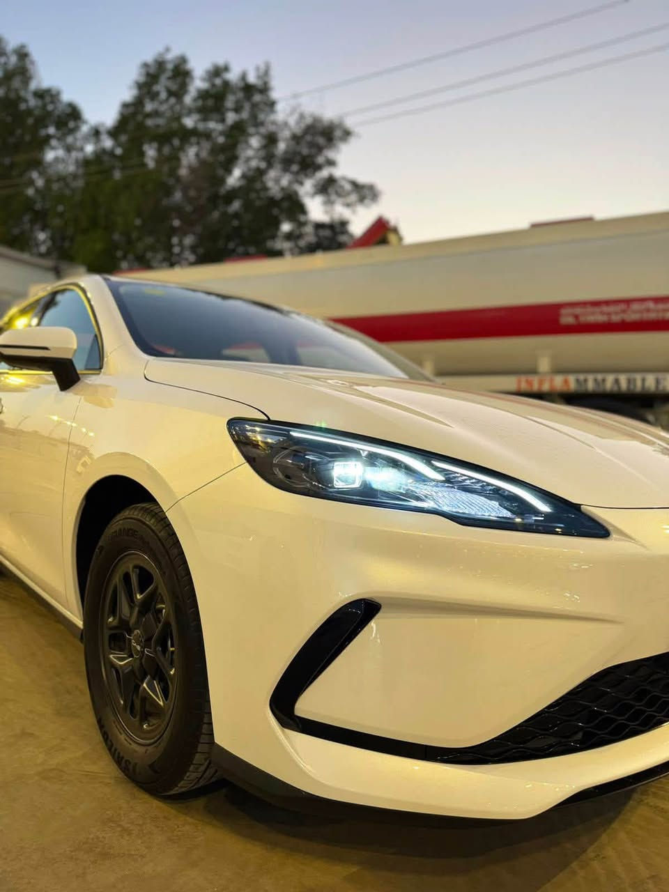 سلام عليكم BYD سيل 5
كفاله عامه 1280K
بغداد بسمي شرط التحويل 
📍بغداد-البياع 
‎19500 
للستفسار ***********
