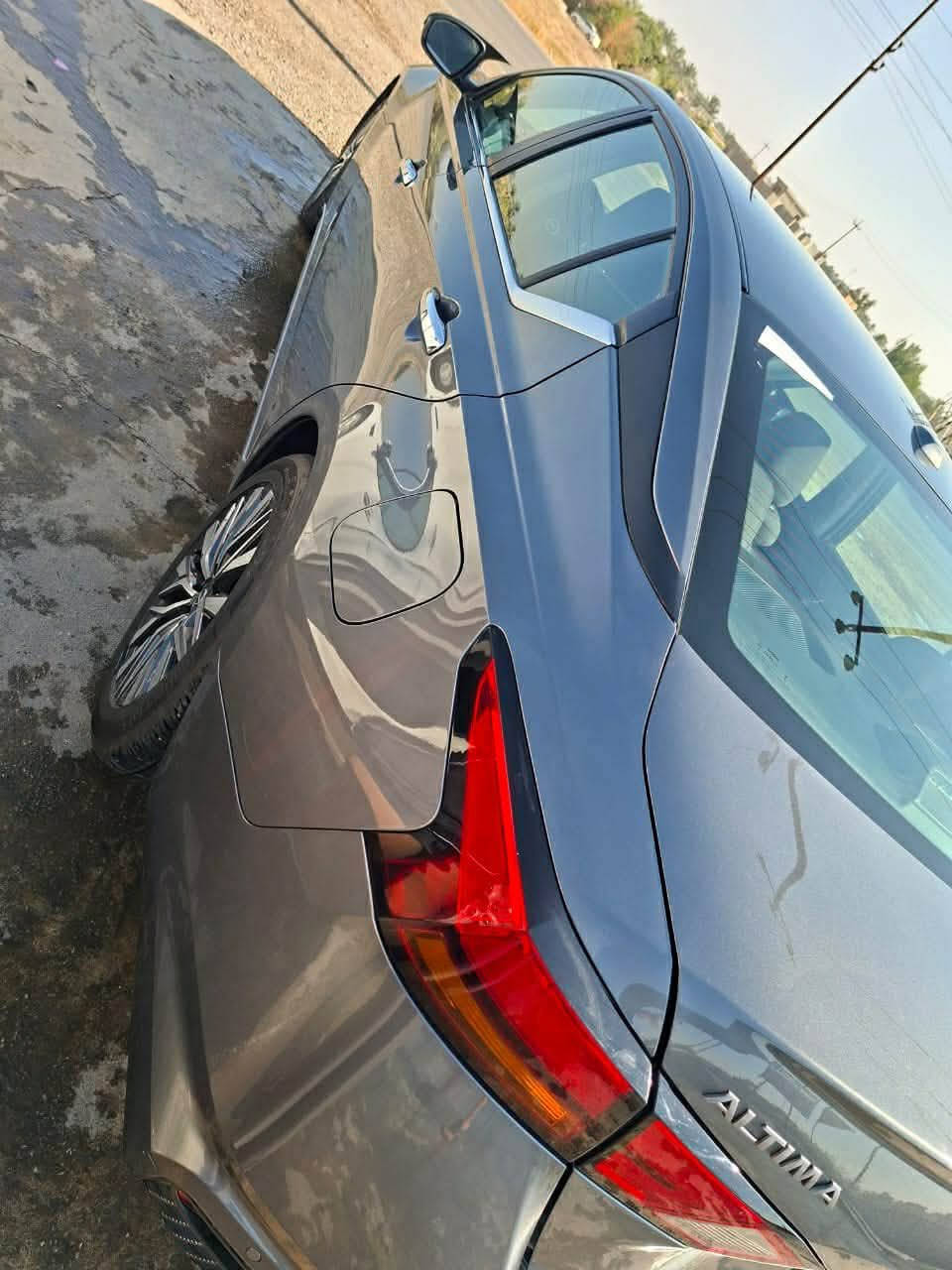 سـلام عليكم 
السعر 153 وبيها مجال 

نيسان التيما 2025 SV (الشكل الجديد)
موديل : 2025
الصنف :SV
سعه المحرك : 2500 cc

الوارد امريكي 

اللون الخارجي : فيلي
اللون الداخلي : اسود مخمل

قراءة العداد :  8 الف ميل
رقم سياره : أنبار 
المواصفات:
• بصمه تشغيل
,بصمة أبواب 
، تشغيل عن بعد 
•شاشه 
•كامره  خلفية 
•تحديد مسار 
•رادار خلفي للوقوف المفاجئ 
، رادار جانبي 
• تحكم ستيرن
•مثبت سرعه
• بلوتوث  
•حجر بيئه بلادي

 
للاستفسار :***********
‭0782 380 3918‬
 موقع السياره : صلاح الدين/ الضلوعيه
