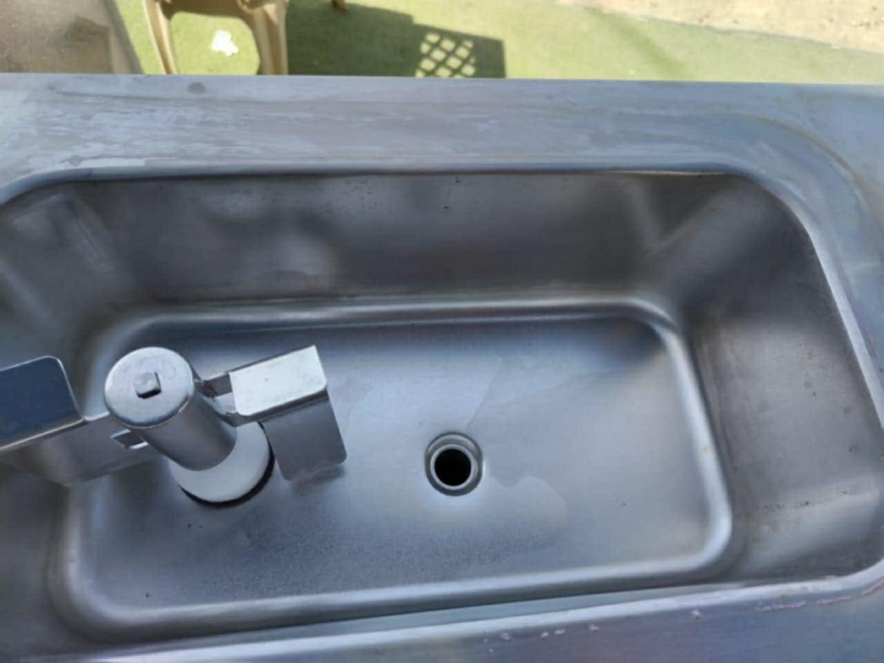 سلام عليكم مكينه سوفت ميلاد دبل كمريسر تبريد احواض غلاط مكينه اخت جديده جدآ جدآ نضيفه استخدام كلش قليل مكاني بغداد ***********
