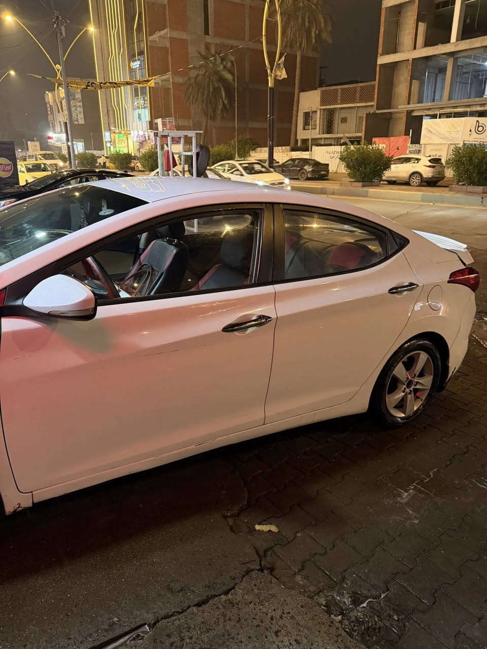 الانتره 2013 وارد خليجي
 هزة جديده ورقم جديد رقمهة اربيل وباسمي تحكم 
مري تحكمات ستيرن 
مكان السيارة بغداد 
السيارة بيهة طخات بصيطه 
سعرهة 110ورقهً 
واتس اب ***********
