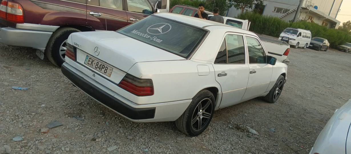 مارسيدزموديل1991
ئارم پلاستيك هه ولير 
گيرومه كينه ى به يبى به خه 
گيرومه كينه ى به شه رت 
ته قه وره قه ى به شه رت 
چوارتايه و ويلي تازه بؤبه ستراوه 
كاره بايى مه زبوته گشتى ئيشه كات 
گؤرينه وه ش ئه كه م له سه ردلگرتن
ژ.م.***********
ئه دمين♥️ كالار, السليمانية
