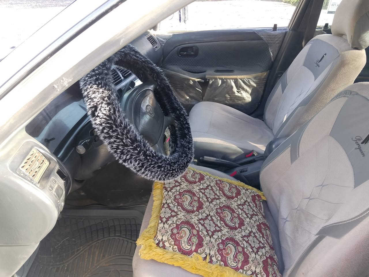 السلام عليكم كورلا موديل 94للبيع صبغ احزام جماليه طخم تاير جديد كير ومحرك شرط رقم نينوئ ‏‪تحويل ثاني يوم المكان اسديره سفلى ه‍ ‏‪***********‬‏ نشوان
