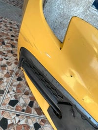 غراض كورلا للبيع  1-دعاميه كورلا كامله se بيها كسر من جوه والقطعه المك...