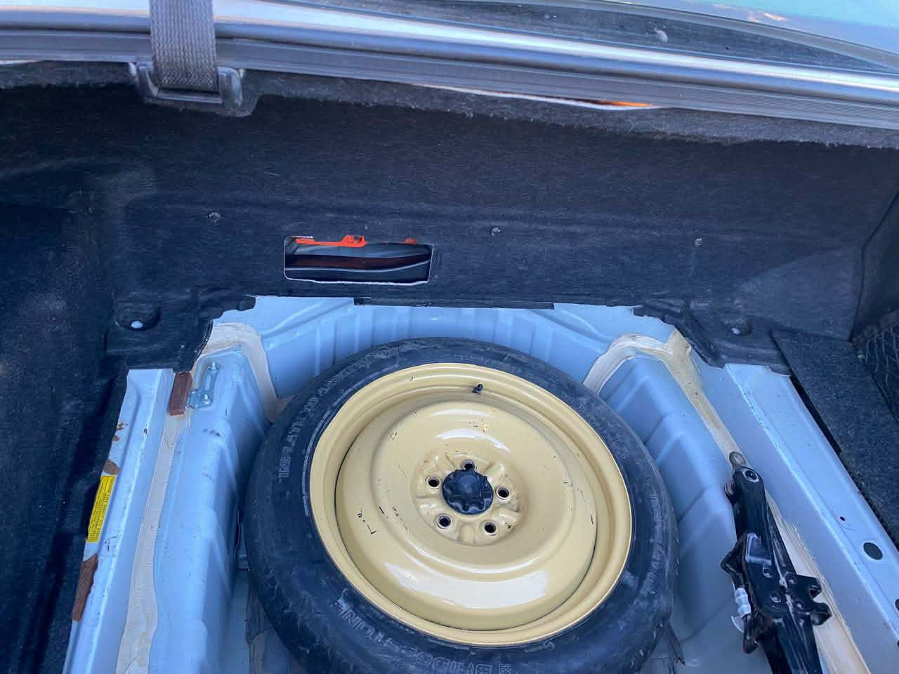 بەناوی خودا🙌♥️
شاهینەی حوتە ساخ ساخ✅

مودیل2010 هایبرید

دەبڵ ئیکۆ✅

بی بویاخ✅

تایەی لوک✅

ئەشیای ناو سنوقی کامل تێدایە

بەگ لایت سپۆڕت +عەتەری TRD

گیرومە کینەی 84یەعنی 204✈️

زور تونو تۆڵە بێ مەسرە فە

گیرومەکینەی بە شە رت✅
سعر ٨٥ و مەجال🤝💸

***********📞

***********📞
