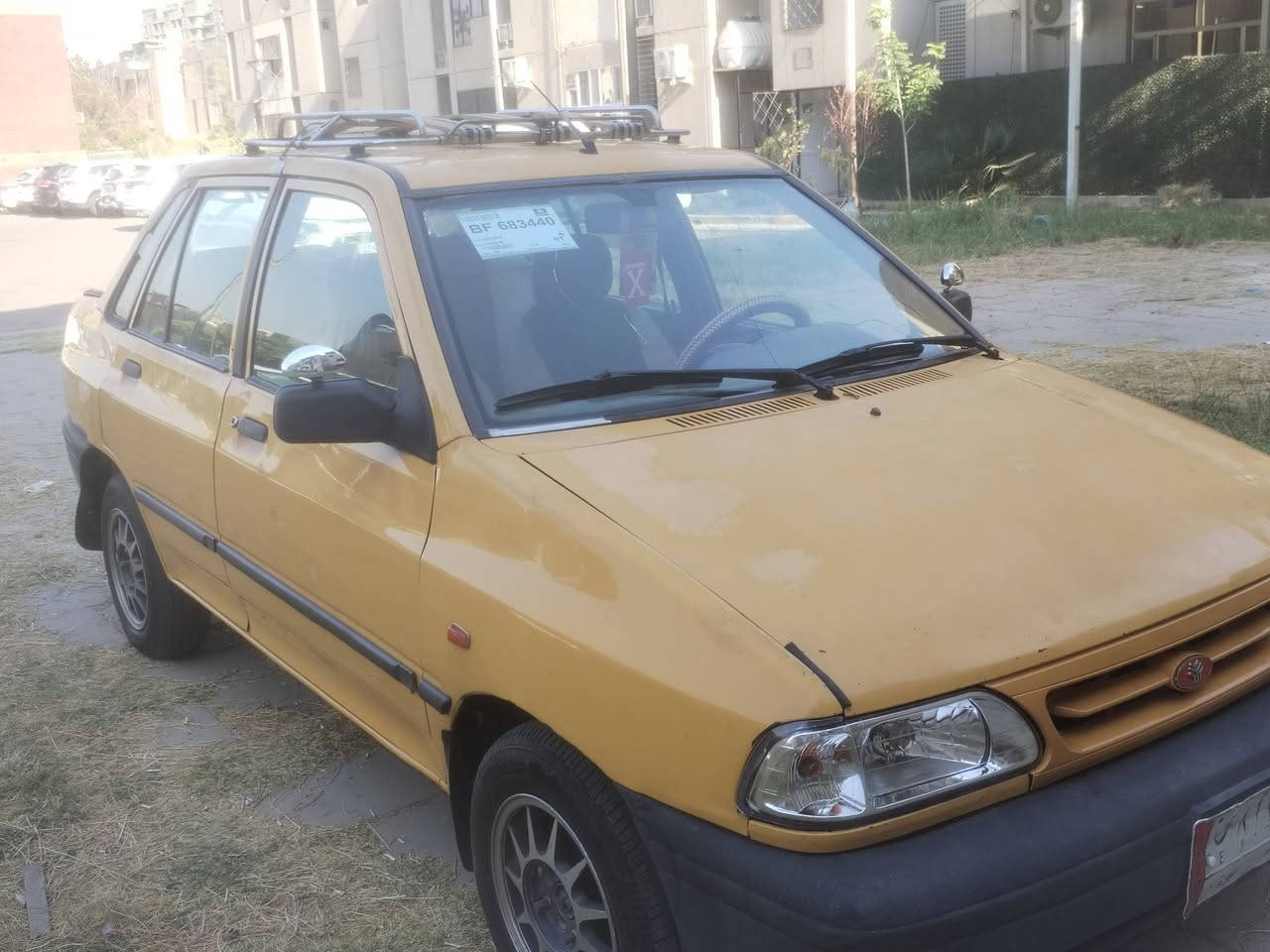 سايبه ٢٠١٣ للبيع سياره جاهزه كير ومحرك خير من الله تبريد شغال سياره بدون حادث بدون صبغ شواصي بلاديه داخل نضيف جدا حداديه حلوه هيئه مصفره تحويل مباشر العنوان البياع *********** السعر ٢٨ ومجاال بسيط
