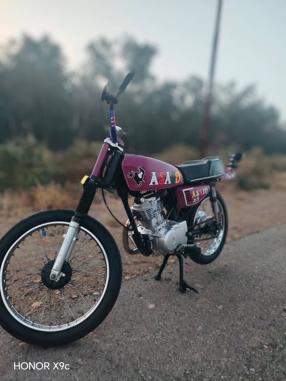 سلا عليكم دراجة للبيع  محرك نامة شلامجة وشاصي ارشة 16 مكفوال أوراق اصولي ماصار هواي من شادين سيت محرك مامفتوح سعر 700 وبيهة مجال استفسار خاص


**إذا كنت صاحب هذا الإعلان وتريد حذفه لأي سبب، رجاءا أرسل رسالة إلى الدعم الفني**