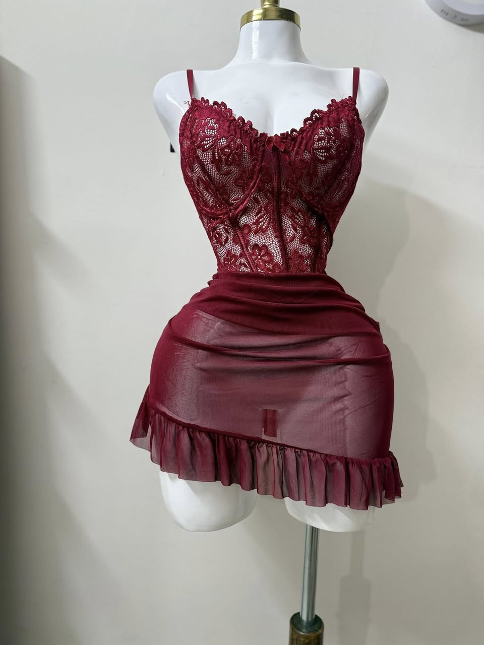 لانجري قصير انثوي شيفون مطعم بكيبور 
فري سايز حد وزن ٩٠
السعر ١٥
التوصيل لجميع محافظات العراق


**إذا كنت صاحب هذا الإعلان وتريد حذفه لأي سبب، رجاءا أرسل رسالة إلى الدعم الفني**