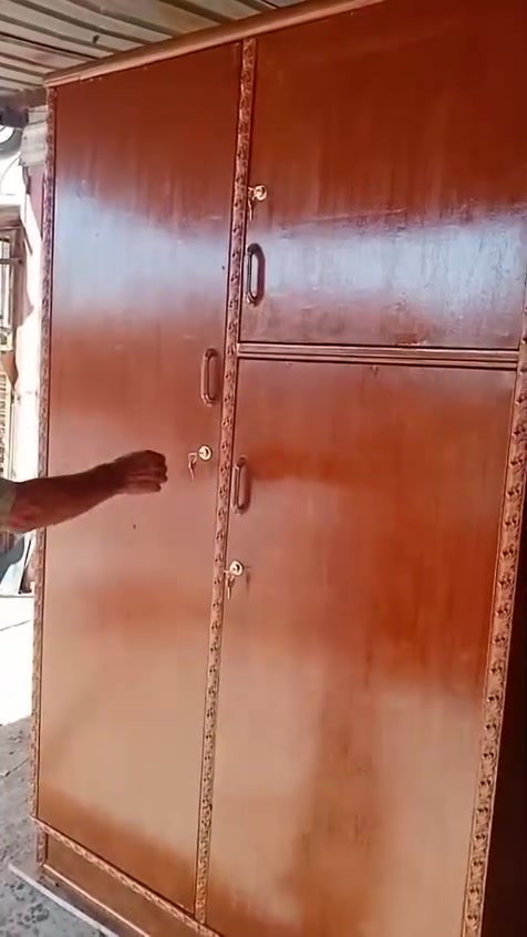 كنتور بابين ملحق نضيف جدا جدا جدا جدا ١٠٠ الف مكان بغداد شعله جكوك موجود توصيل داخل بغداد ***********
