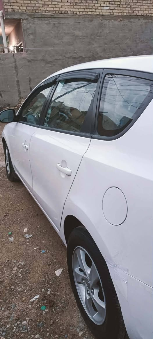 ألسلام عليكم ورحمة الله وبركاته
هونداي النتر ( تورنج) موديل ٢٠١٢  رقم ديالى وارد امريكي  ماشيه ١٠٠ بيها ظربه بنيد وبالعراق باب صفحه الصدر سياره نظيفه وحلوه داخل جلد مكينه ٢٠٠٠ سعر ١٠٠$ وبيها مجال مكان بغداد 
للأستفسار اتصال 
‏‪0773 440 0926‬‏
