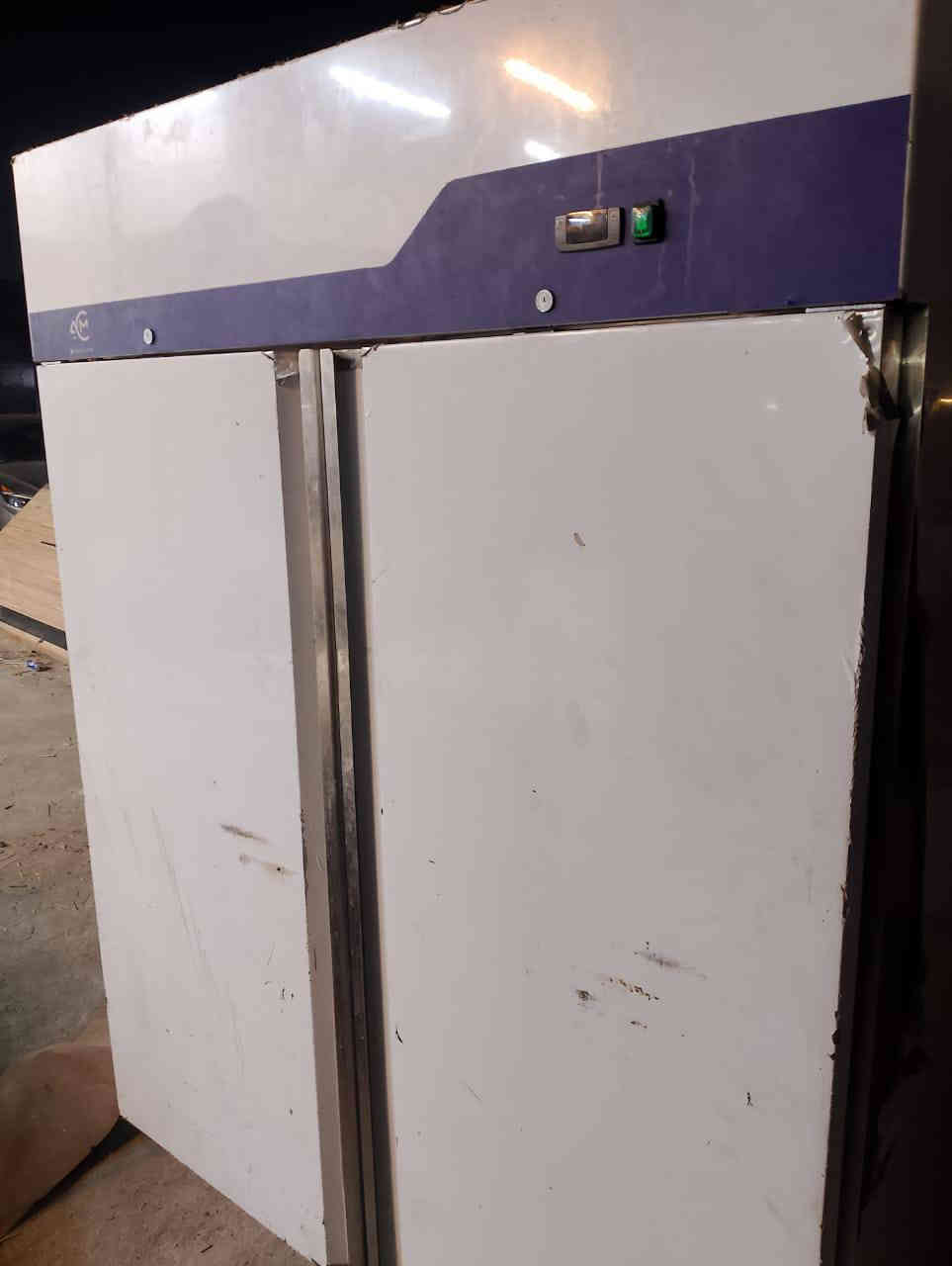 براد تجميد 2 باب ستل ستيل
استخدام*********** جدا قليل
