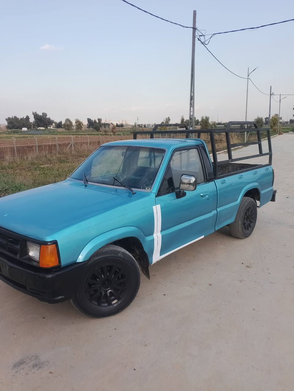 بيكاب مازده للبيع موديل 88 محرك كير تيوته شرك لا صرف ولا نفخ صدر جديد رقم نينوى شرط التحويل كربون بي صبغ جديد مكان السياره رشديه السعر 25 بي مجال قليل
***********
***********
