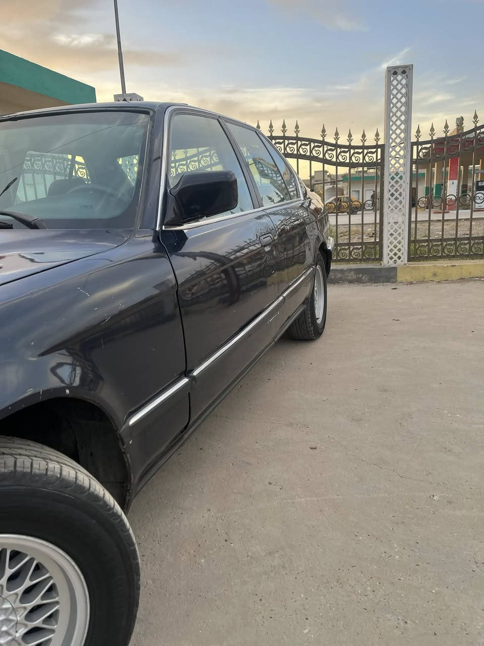 سلام عليكم 
BMW-730 موديل 90 سيارة جاهزة من كير مكينه صدر امامي خلفي ستيرن كهرباء تبريد شغال كهرئيات جاهزة داخل جديد  رقم نكليزي دولي
مكانها بغداد الغزاليه 
السعر 40 بيها مجال بسيط 
مكلف بل نشر رقم راعيها  

‭0770 396 1918‬
