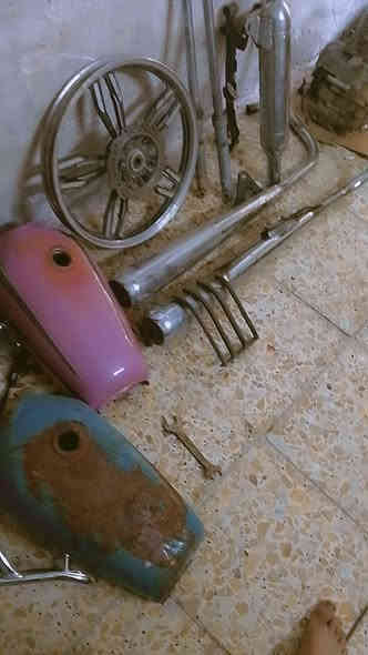 سلام عليكم غراض لل بيع مكينه نامه اصلي وثانيه جوستر قديم  +صالنصه 3+ويل كب أمامي+ماشه +تانكيات 2 +دبل. أمامي بكاني بغداد بلديات اتصال او واتساب ***********
