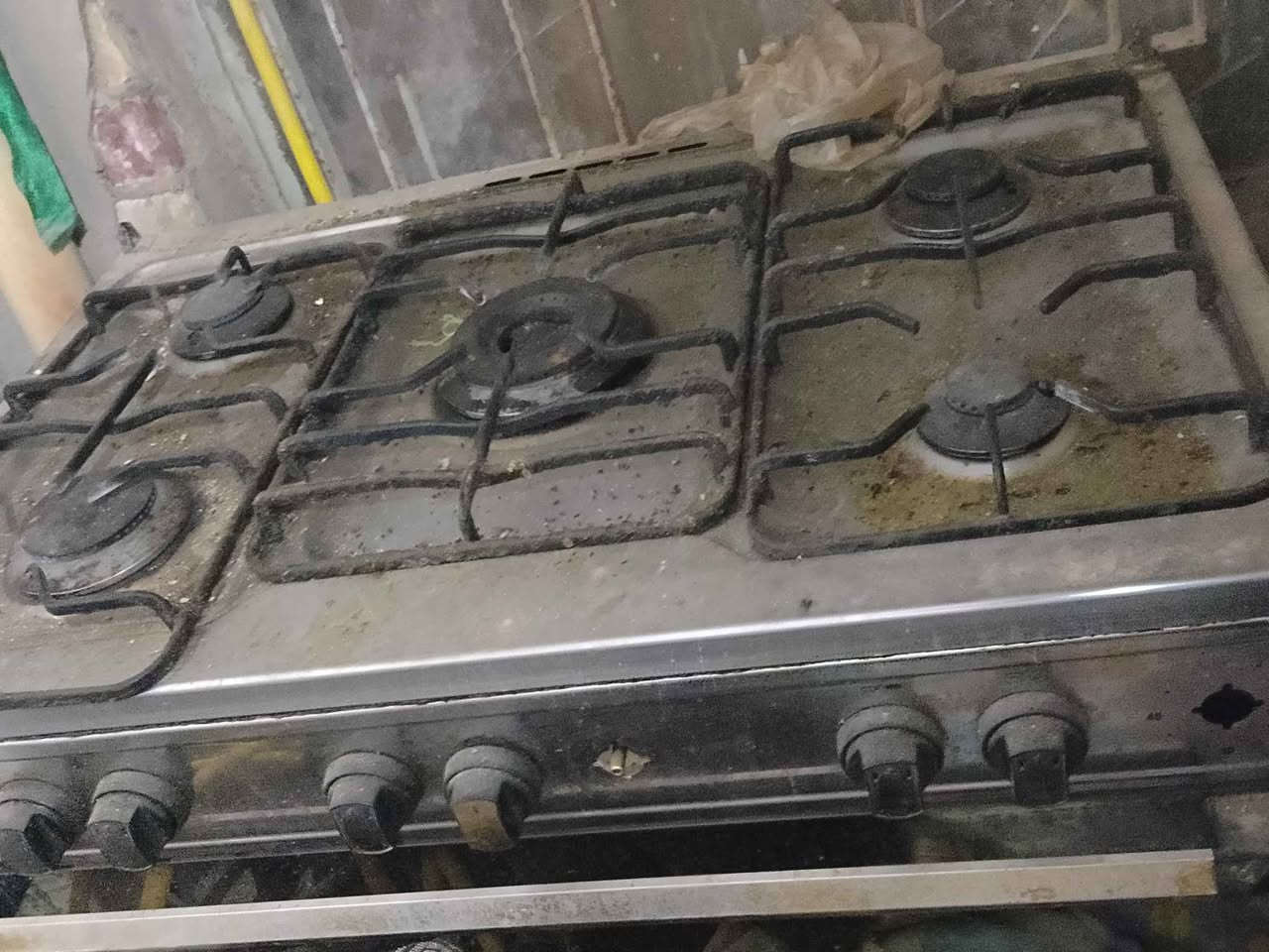 طباخ شغال لكن غير نظيف بسبب تركه النجف, العراق


**إذا كنت صاحب هذا الإعلان وتريد حذفه لأي سبب، رجاءا أرسل رسالة إلى الدعم الفني**